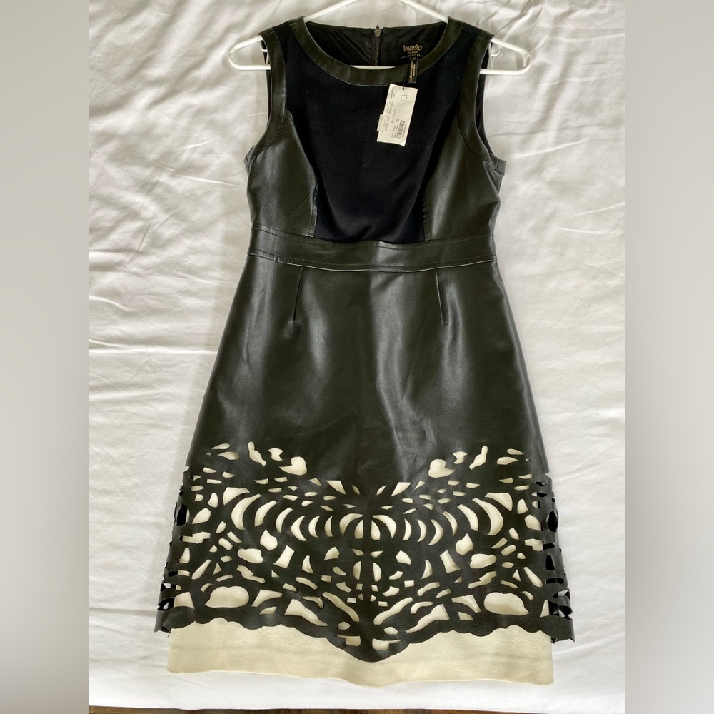 NEW 🛍️ Defects Black White leather like cut out dress